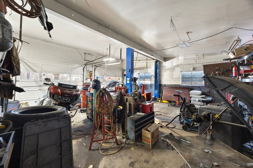 More Photos Of 405 E Main St, Orange Auto Repair For Sale