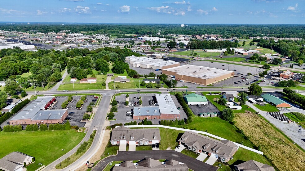 More Photos Of 3201-3211 Olivet Church Rd, Paducah Storefront For Lease