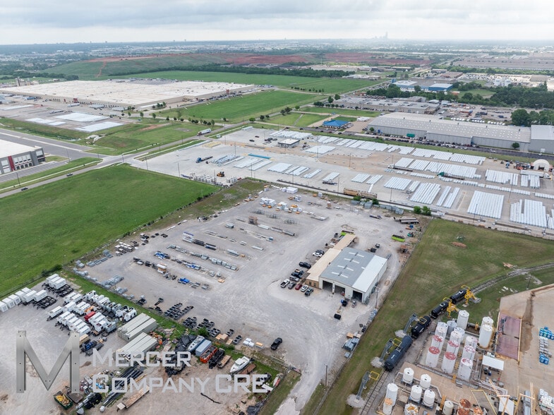 More Photos Of 3116 S Council Rd, Oklahoma City Manufacturing For Lease