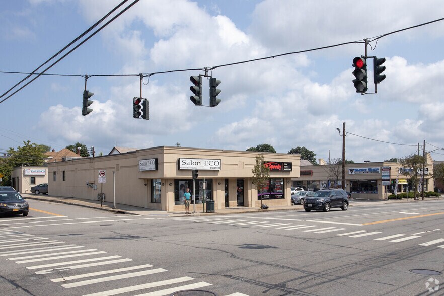 More Photos Of 234 Jericho Tpke, Mineola Storefront Retail Office For Lease