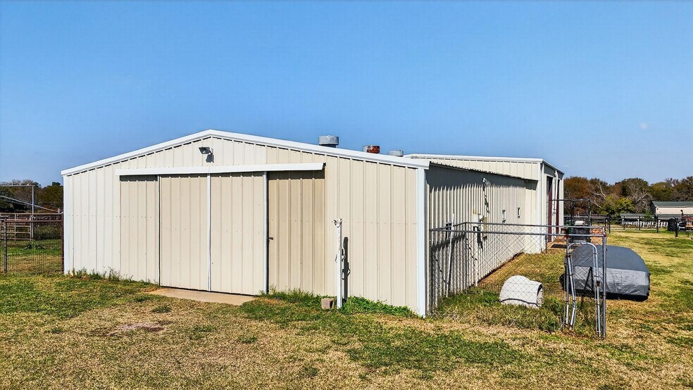 More Photos Of 1937 Spring Hill Rd, Aubrey Land For Sale