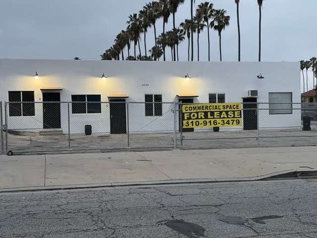 Primary Photo Of 3739 W Slauson Ave, Los Angeles Storefront For Lease