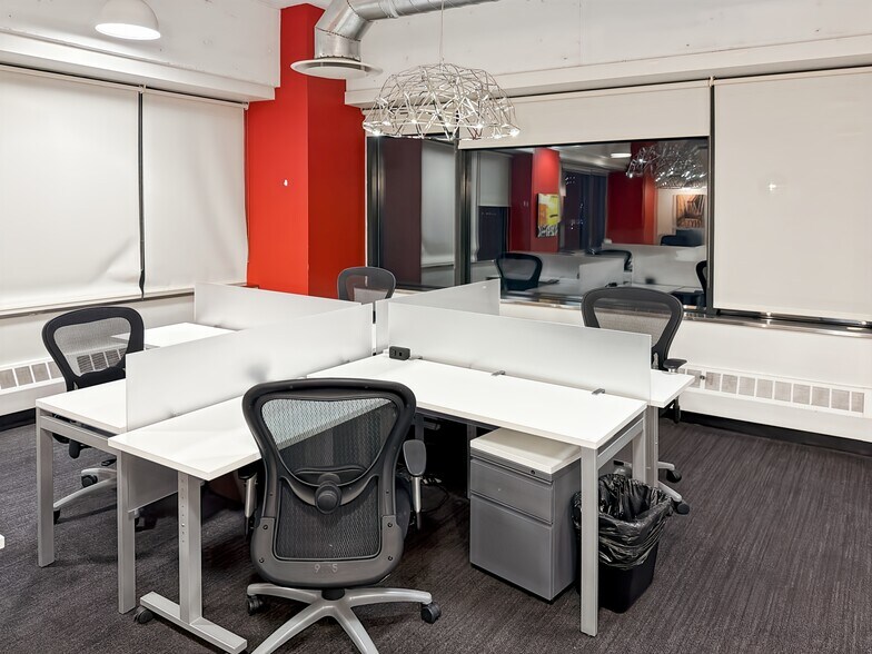 More Photos Of 101 Avenue of the Americas, New York Coworking Space