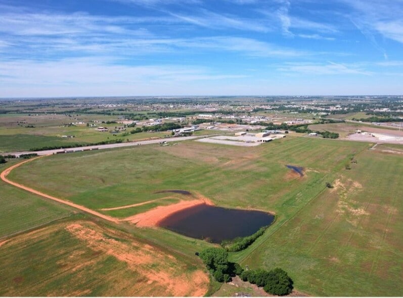 Primary Photo Of 25-11-21, Elk City Land For Sale