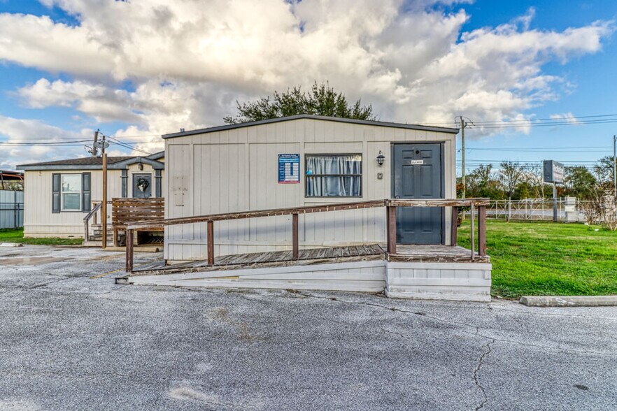 More Photos Of 8750 Galveston Rd, Houston Land For Lease