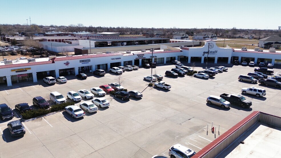 Primary Photo Of 800-828 W Edmond Rd, Edmond Unknown For Lease