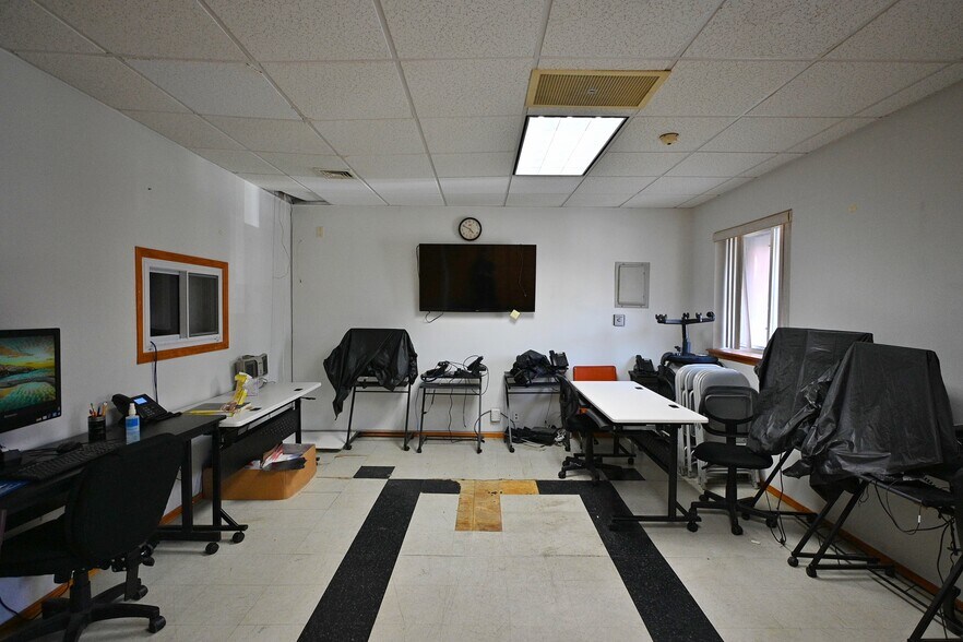 More Photos Of 474 Marcus Garvey Blvd, Brooklyn Storefront Retail Office For Lease