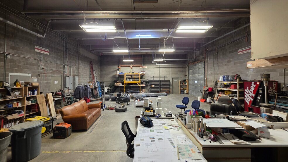 More Photos Of 69-75 Sunflower Rd, Colorado Springs Warehouse For Lease