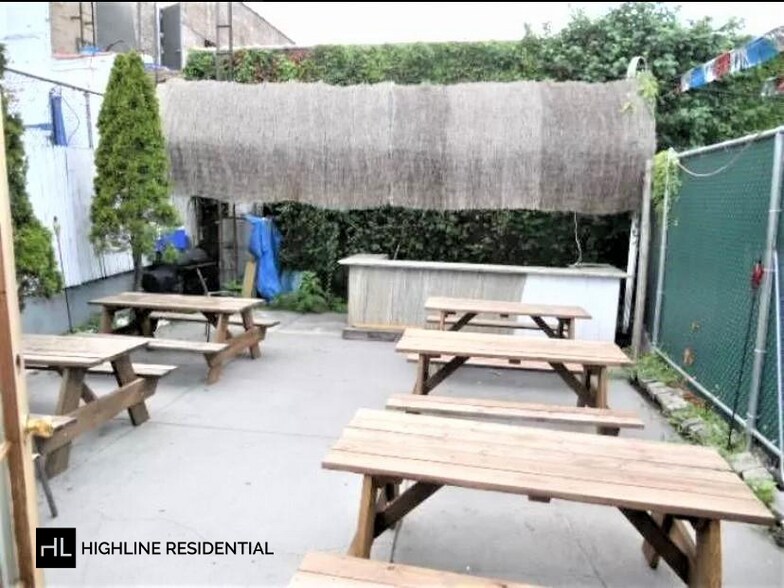 More Photos Of 8910 5th Ave, Brooklyn Storefront Retail Residential For Lease