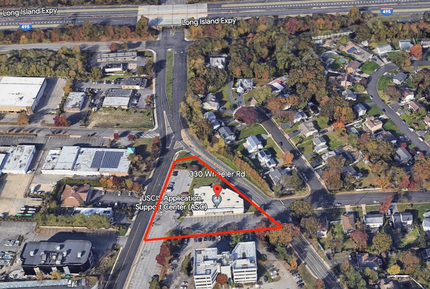 More Photos Of 330 Wheeler Rd, Hauppauge Freestanding For Lease