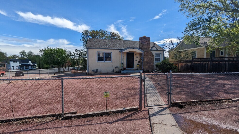 More Photos Of 431 W Grant Ave, Pueblo Apartments For Sale