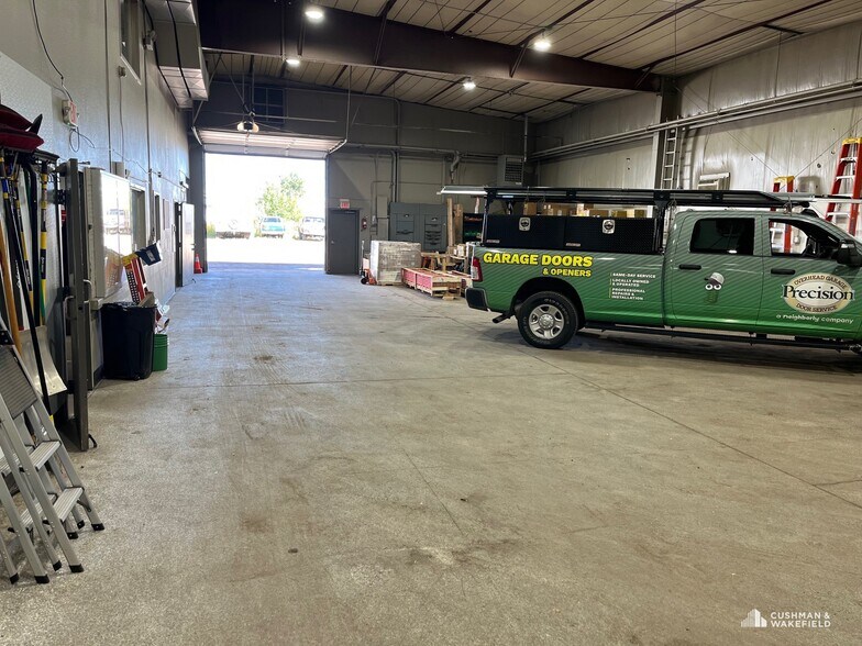 More Photos Of 1418 E Magnolia St, Fort Collins Flex For Lease