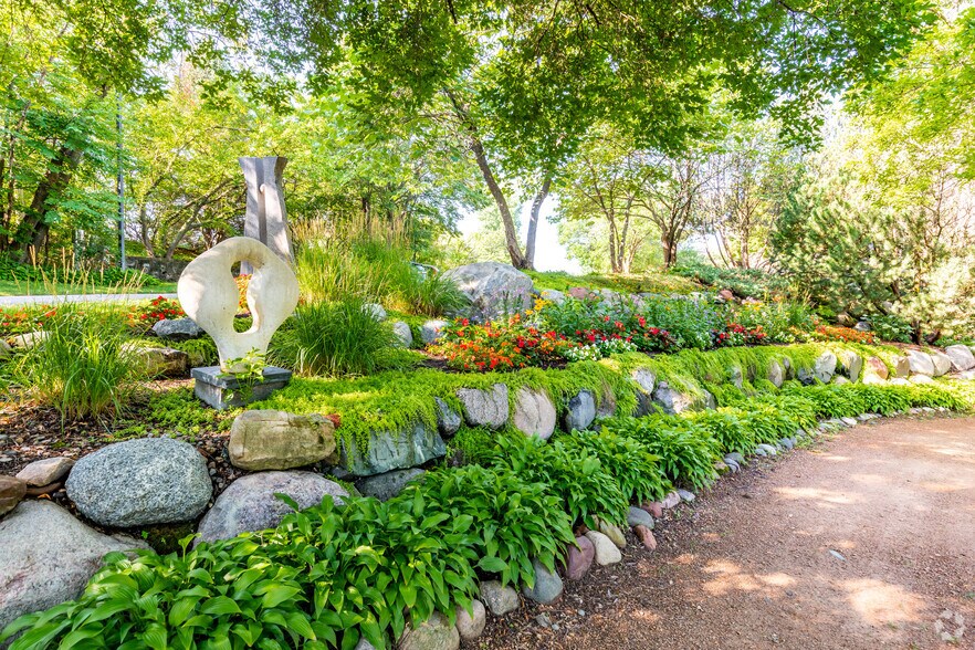 More Photos Of 5852-5870 Baker Rd, Minnetonka Unknown For Lease