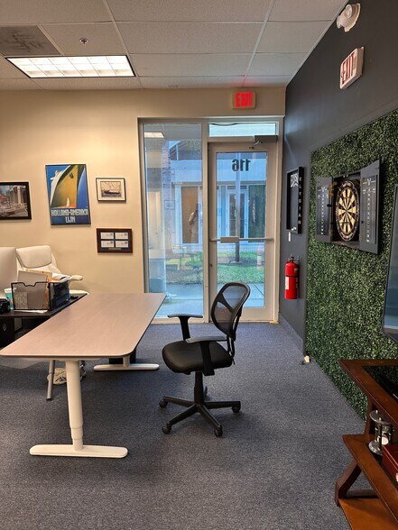 More Photos Of 2860 W State Road 84, Fort Lauderdale Office For Lease