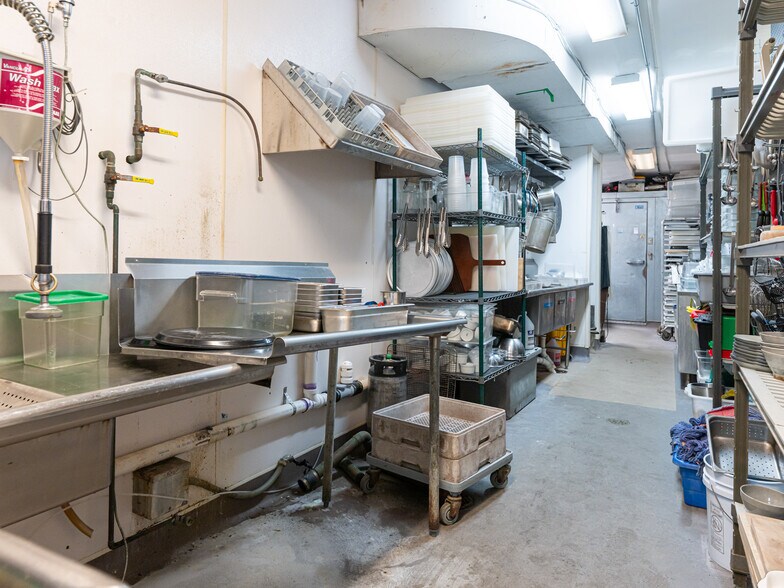 More Photos Of 24-28 Wall St, Asheville Storefront Retail Office For Lease