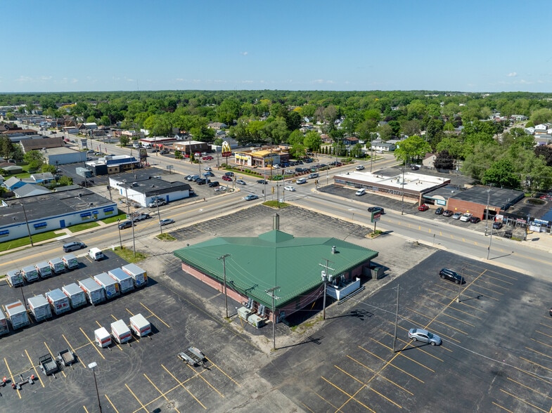 More Photos Of 2065 Lathrop Ave, Racine Freestanding For Lease