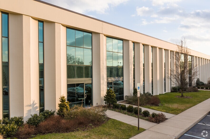 More Photos Of 67-71 Veronica Ave, Somerset Warehouse For Lease