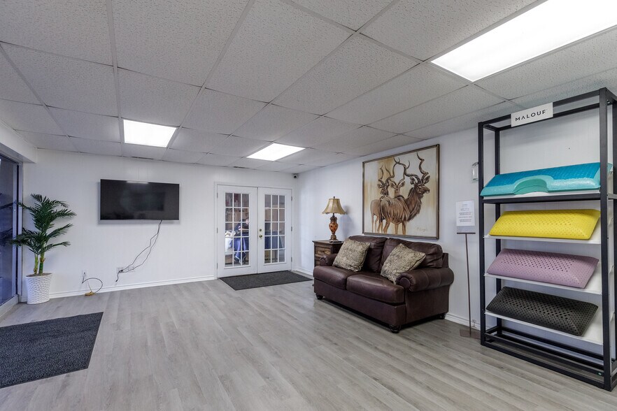 More Photos Of 3701 Apollo Rd, Corpus Christi Warehouse For Sale