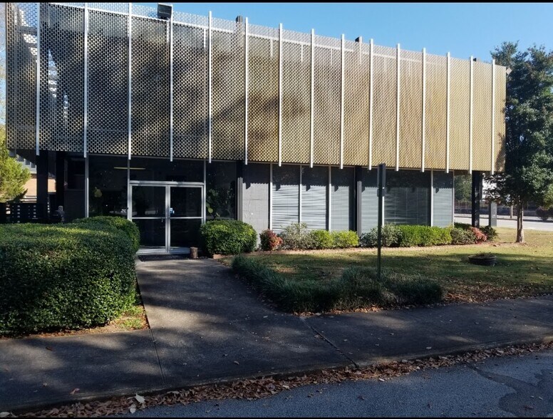 More Photos Of 3581 Main St, College Park Coworking Space