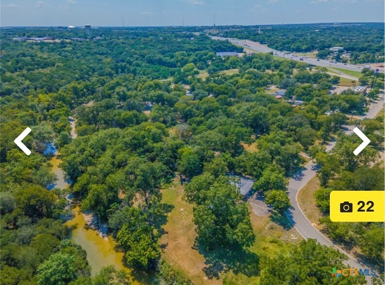 More Photos Of 200 Whitsett St, Belton Land For Sale