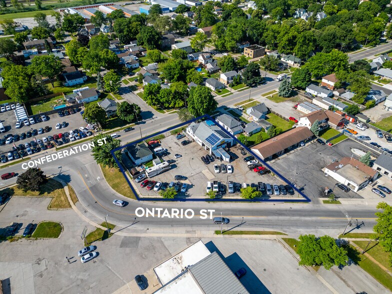 More Photos Of 735 Ontario St, Sarnia Auto Dealership For Sale