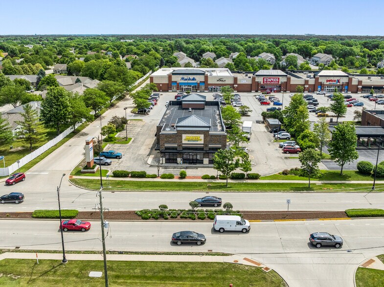 More Photos Of 1002 Brook Forest Ave, Shorewood Freestanding For Sale