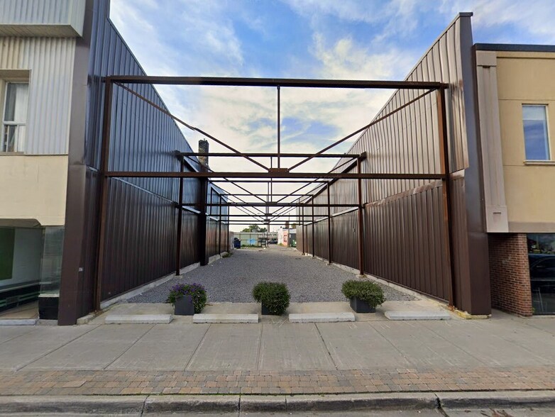 Primary Photo Of 30-32 Dundas St W, Trenton Land For Sale