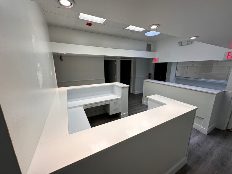 More Photos Of 4101 NW 3rd Ct, Plantation Medical For Lease