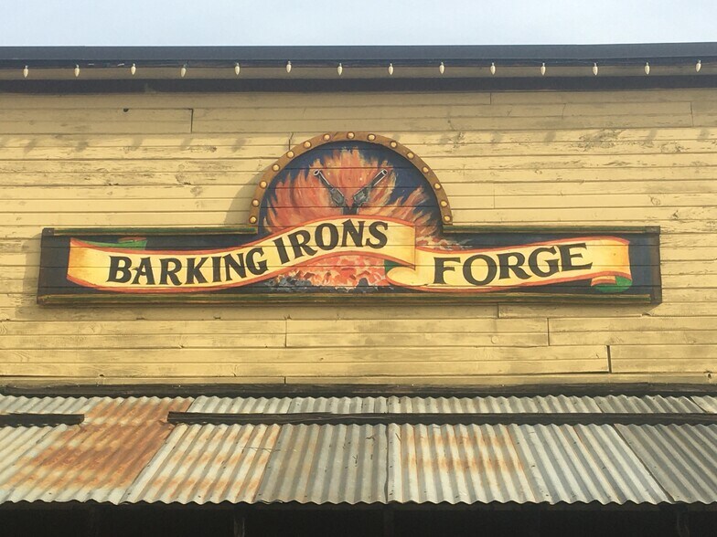 More Photos Of 164 Riverside Ave, Winthrop Restaurant For Lease