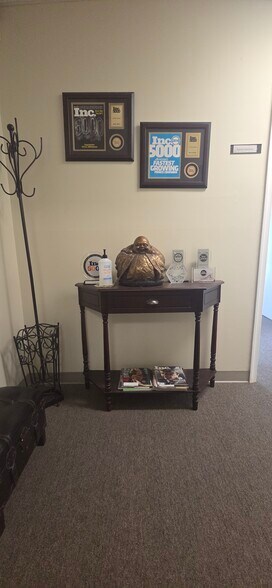 More Photos Of 168 Franklin Corner Rd, Lawrenceville Office For Sale