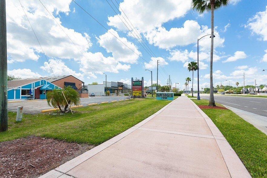 More Photos Of 4657 W Irlo Bronson Memorial Hwy, Kissimmee Hotel For Sale