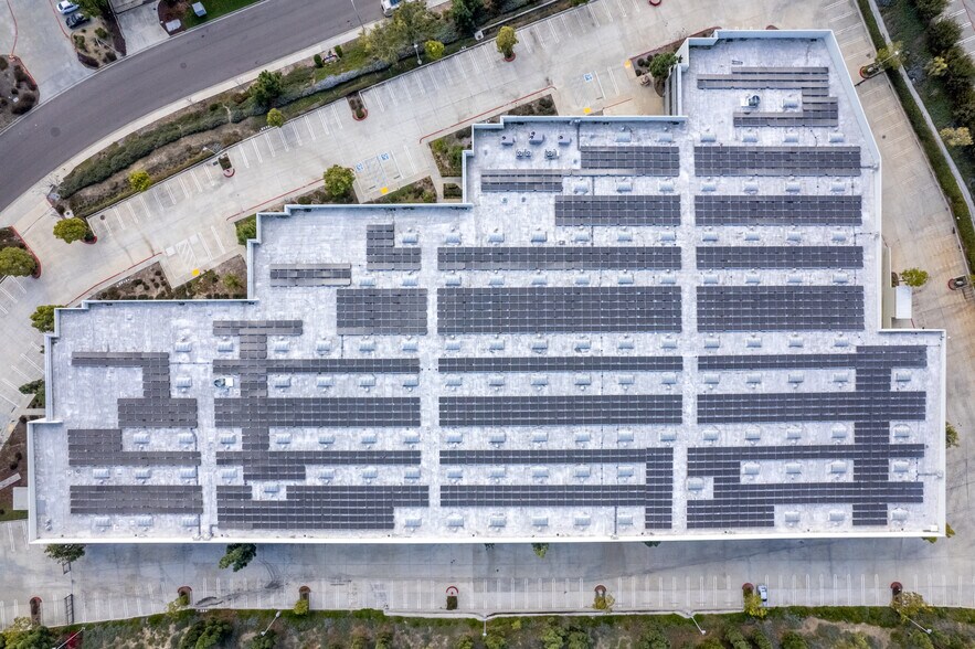 More Photos Of 2633 Progress St, Vista Warehouse For Lease