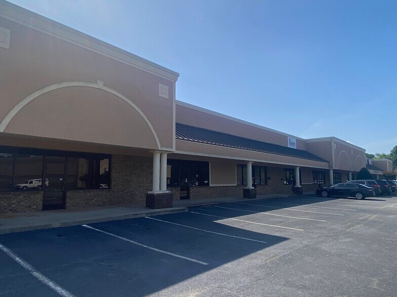 More Photos Of 225 Smithville Church Rd, Warner Robins Storefront For Sale