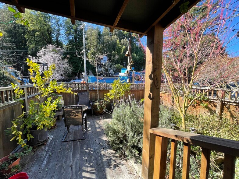 More Photos Of 10 Millwood St, Mill Valley Medical For Sale