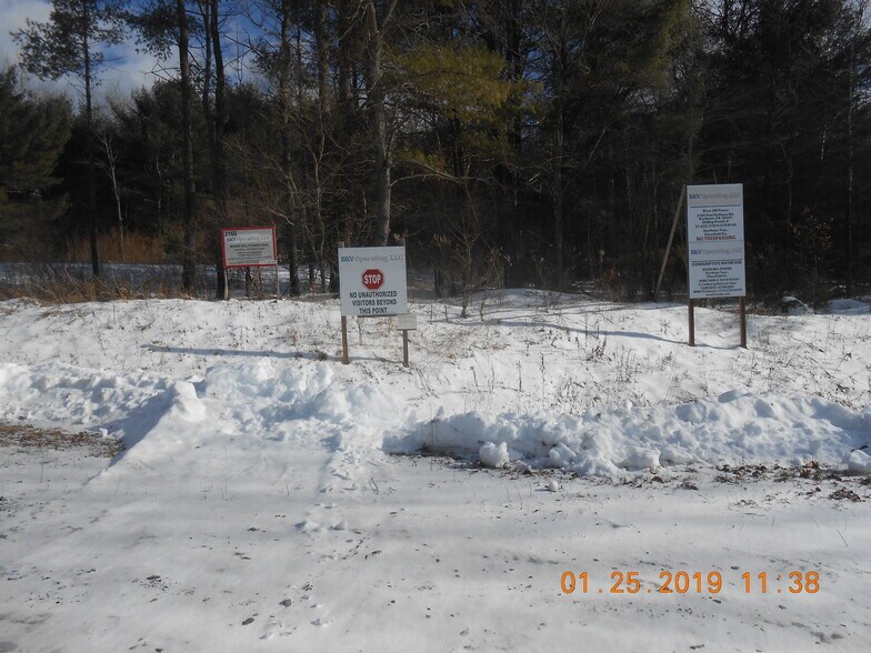 More Photos Of 1686 Tipple Rd, Karthaus Service For Sale