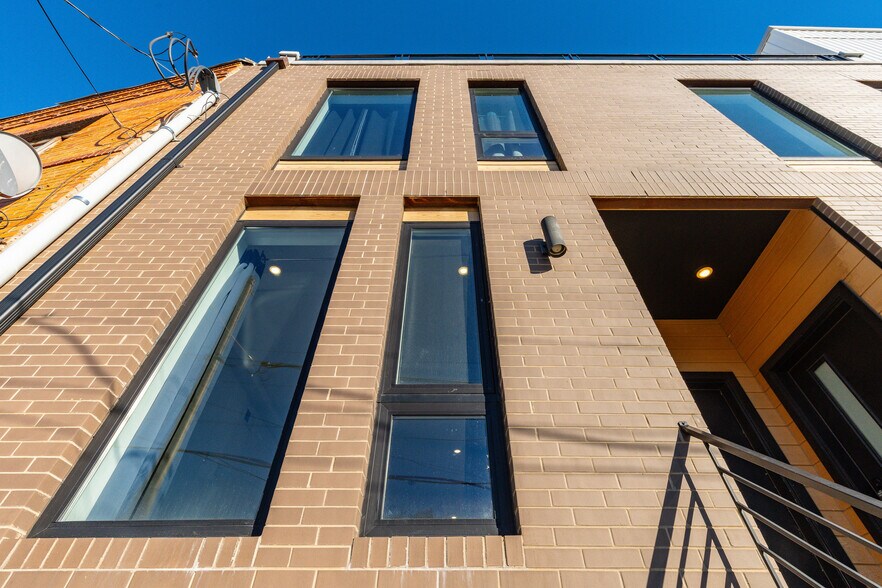 More Photos Of 1735 S 23rd St, Philadelphia Apartments For Sale