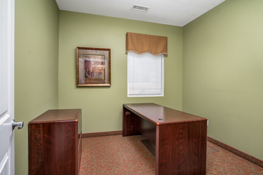 More Photos Of 4025 Capital Dr, Rocky Mount Office For Sale