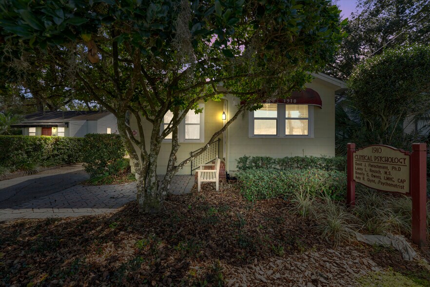 More Photos Of 1910 Hillcrest St, Orlando Office For Sale