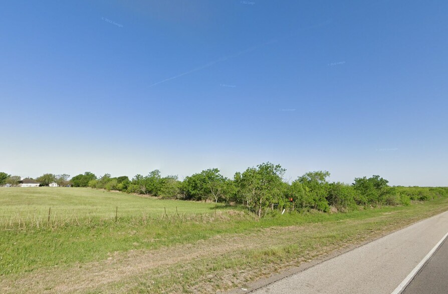 More Photos Of N US Highway 183, Lockhart Land For Sale