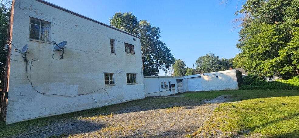 More Photos Of 9 E 44th St, Wilmington Office Residential For Sale