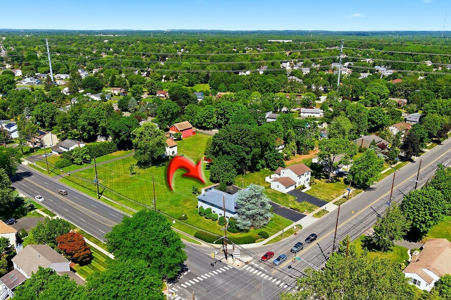 More Photos Of 801 Hughes Dr, Hamilton Office Residential For Sale