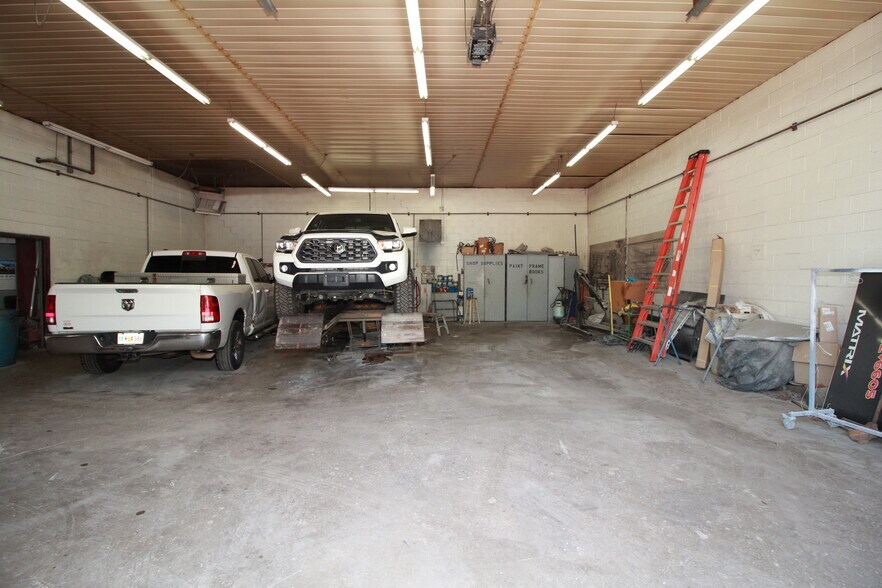 More Photos Of 420 Rodi Rd, Pittsburgh Auto Repair For Sale