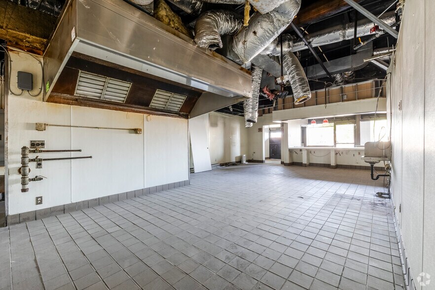 Photo of 1st Floor Ste 985-3