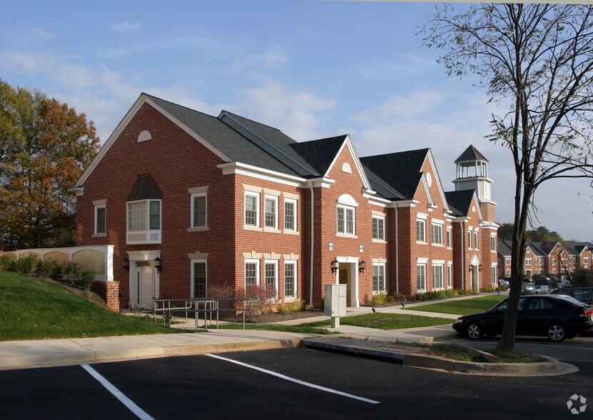 More Photos Of 7861-7875 Belle Point Dr, Greenbelt Office For Sale