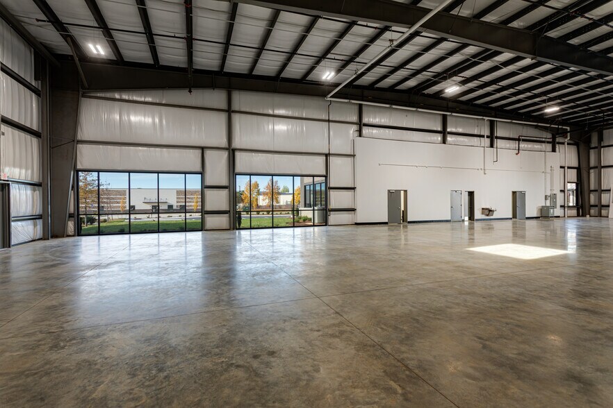 More Photos Of 1931 Southpointe Way, Murfreesboro Manufacturing For Lease