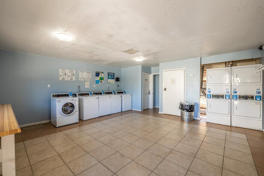 More Photos Of 93 Kings Way, Sierra Vista Apartments For Sale