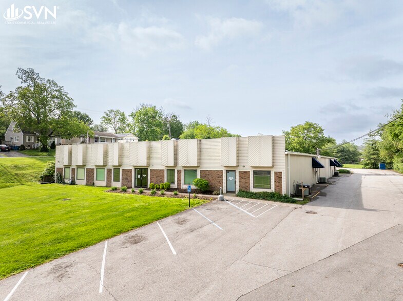 More Photos Of 650 High St, Danville Office For Sale