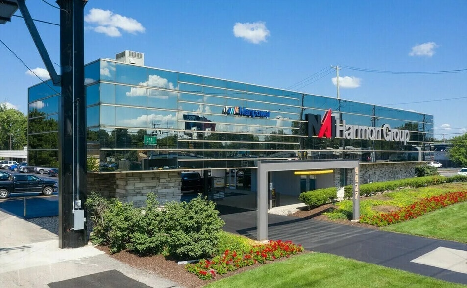 Primary Photo Of 4427 Talmadge Rd, Toledo Office For Sale