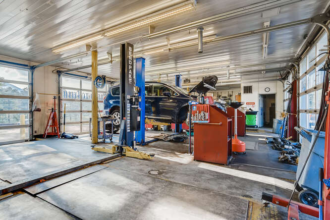 More Photos Of 1027 E Hwy 24, Woodland Park Auto Repair For Sale