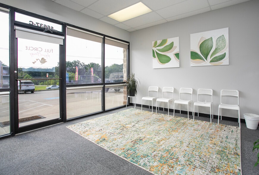 More Photos Of 16637 Old Jacksonville Hwy, Tyler Storefront Retail Office For Lease